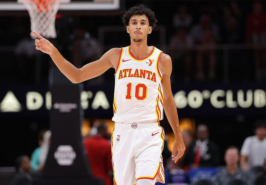 前场逼抢 前场逼抢