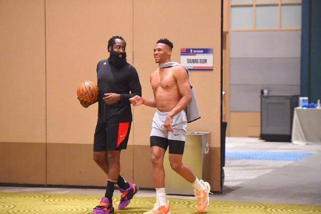 与双包点互 与双包点互